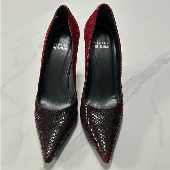 Stuart Weitzman Women's Red Pumps - Picture 1 of 5